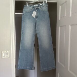 Wide leg Jean